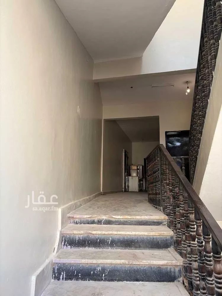 عمارة للبيع في شارع سلطانة, حي سلطانة, مدينة الرياض, منطقة الرياض صورة 5