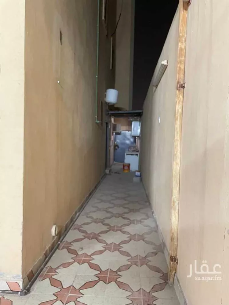 دور للإيجار في شارع عبدالعزيز بن خيرة, حي شبرا, مدينة الرياض, منطقة الرياض صورة 4