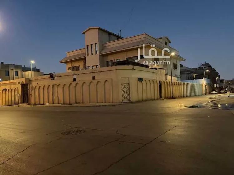 فيلا للبيع في شارع آل عبدالقادر, حي سلطانة, مدينة الرياض, منطقة الرياض صورة 2