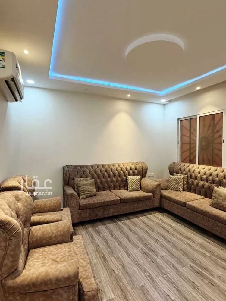 فيلا للإيجار في شارع الحارث بن حاطب الجمحي ، حي العوالي ، الرياض ، منطقة الرياض 9