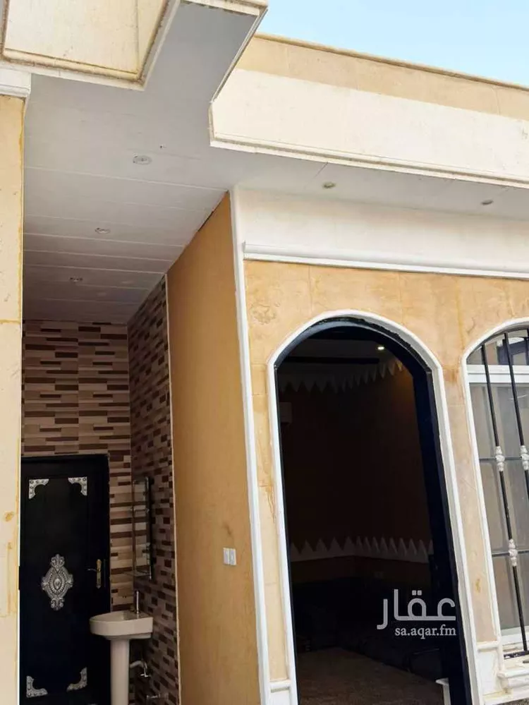 فيلا للإيجار في شارع الحارث بن حاطب الجمحي ، حي العوالي ، الرياض ، منطقة الرياض صورة 3