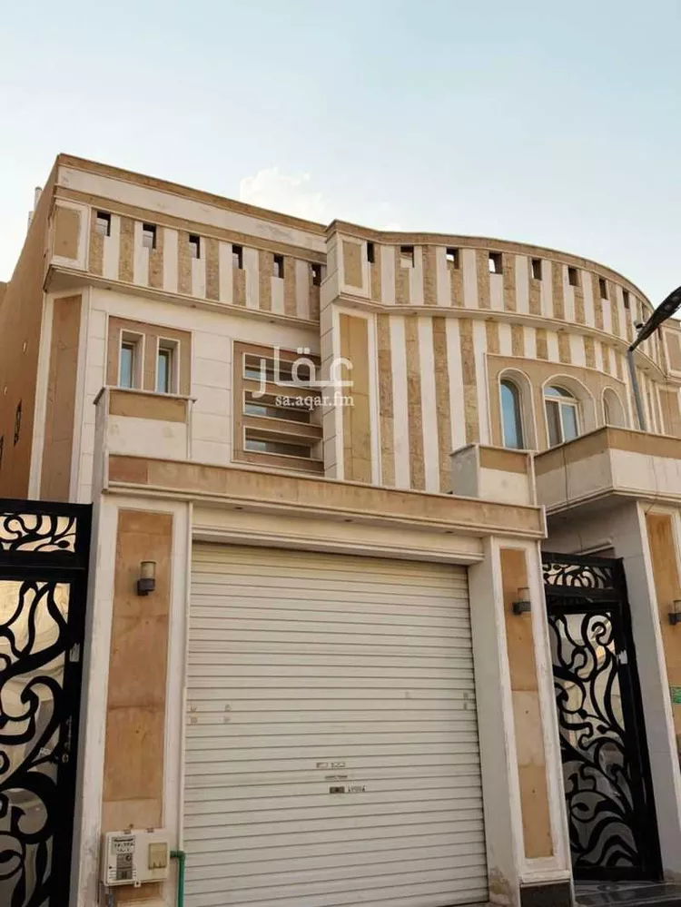 فيلا للإيجار في شارع الحارث بن حاطب الجمحي ، حي العوالي ، الرياض ، منطقة الرياض صورة 5