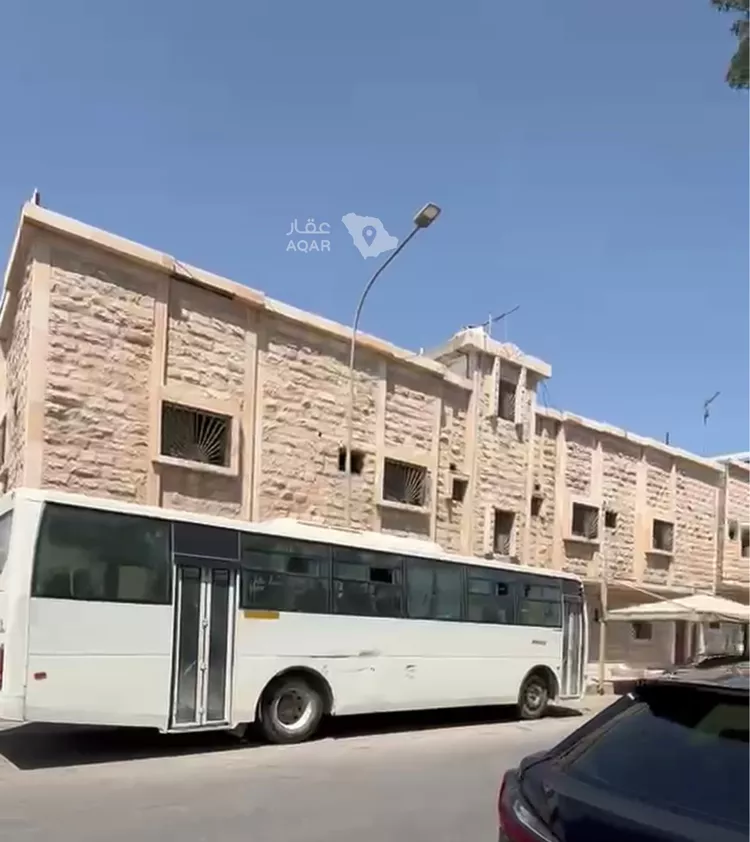 عمارة للإيجار في شارع الثالث والعشرون, حي الثقبة, مدينة الخبر, المنطقة الشرقية صورة 2