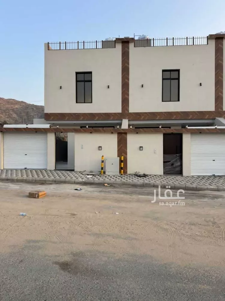 فيلا للبيع في شارع الاحيمر الطائي, حي الهجلة الجديد, مدينة مكة المكرمة, منطقة مكة المكرمة