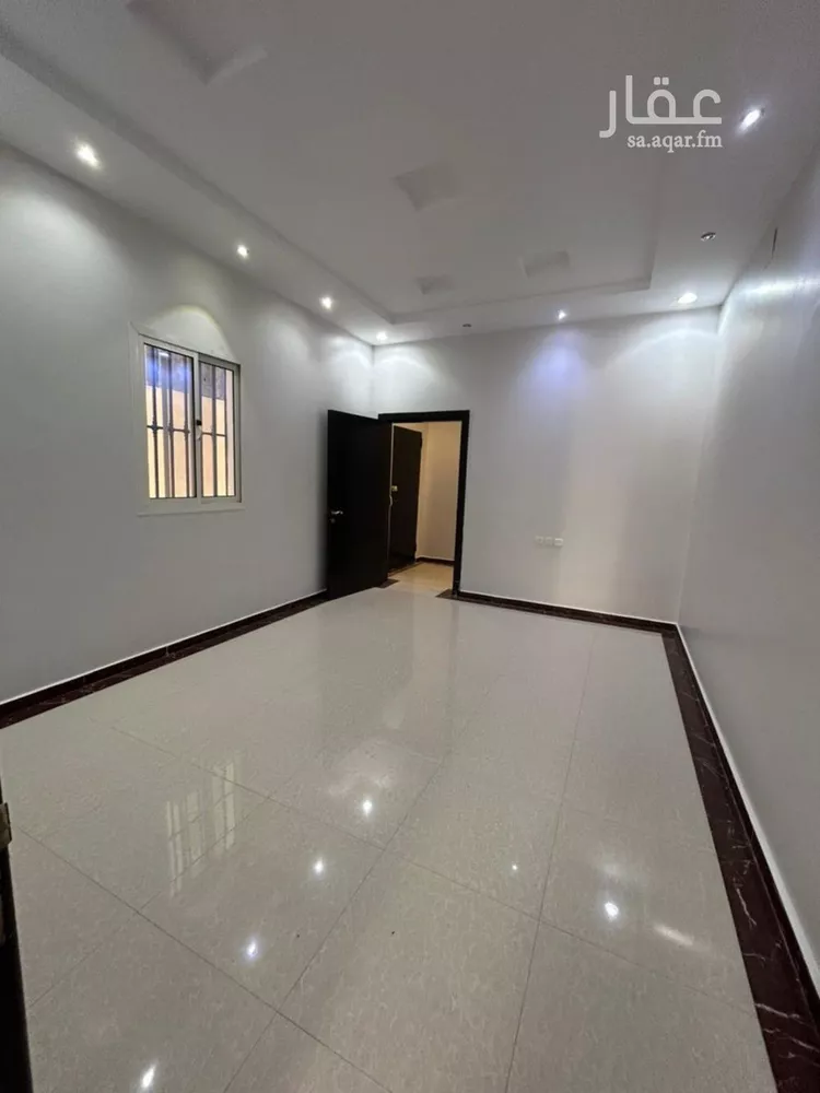 فيلا للإيجار في شارع حسن حسني عبدالوهاب, حي الرمال, مدينة الرياض, منطقة الرياض صورة 5