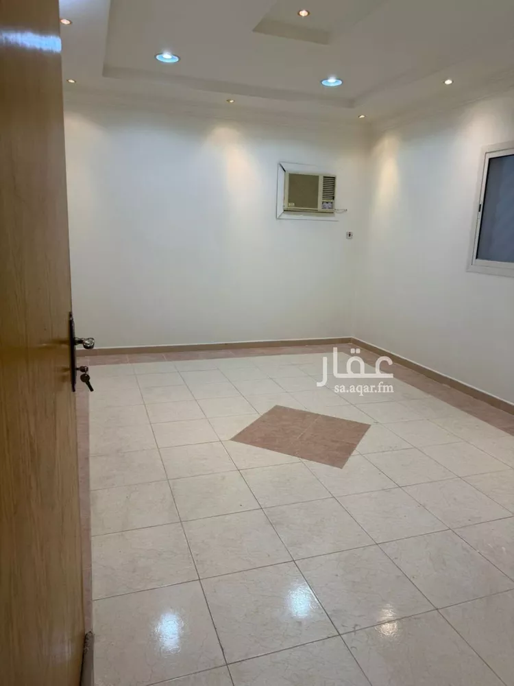 فيلا للإيجار في شارع عثمان الشمري, حي إشبيلية, مدينة الرياض, منطقة الرياض صورة 4