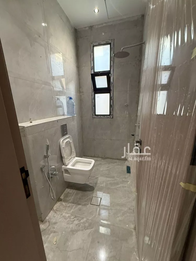 دور للبيع في شارع الصنوان, حي إشبيلية, مدينة الرياض, منطقة الرياض صورة 2