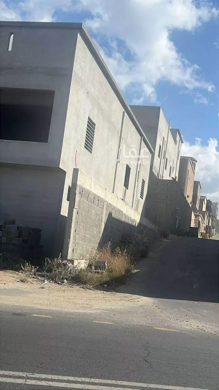 عمارة للبيع في أبها ، منطقة عسير