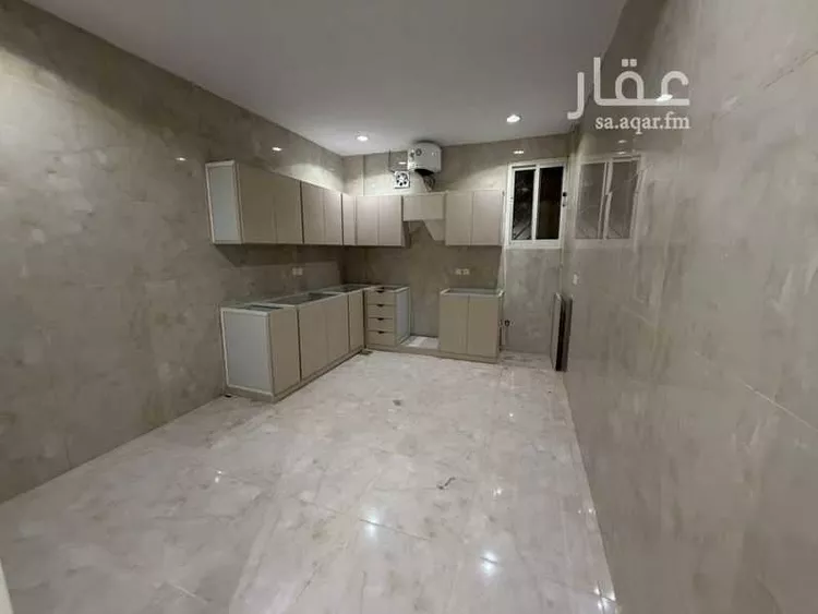 فيلا للإيجار في شارع الحارث بن الحباب, حي الضباط, مدينة الرياض, منطقة الرياض صورة 4