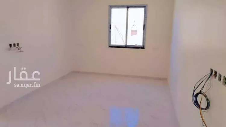 فيلا للبيع في شارع جندب بن كعب, حي الضباط, مدينة الرياض, منطقة الرياض صورة 2