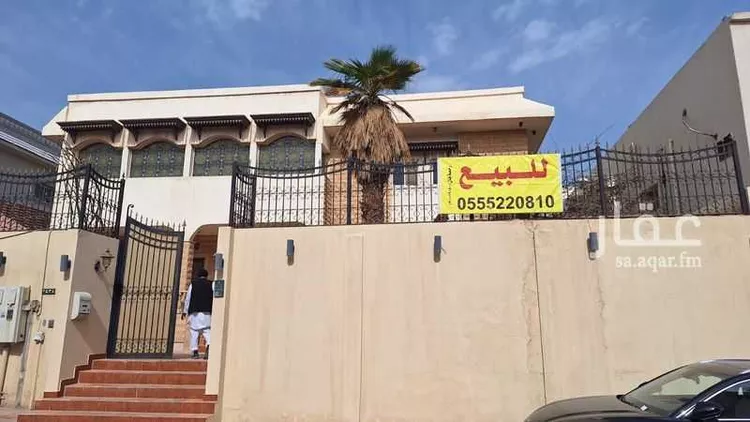 فيلا للبيع في شارع الأمير سعد بن سعود بن فيصل, حي المعذر الشمالي, مدينة الرياض, منطقة الرياض صورة 3