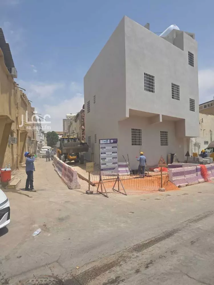 Building for Rent in Riyadh Skirinah