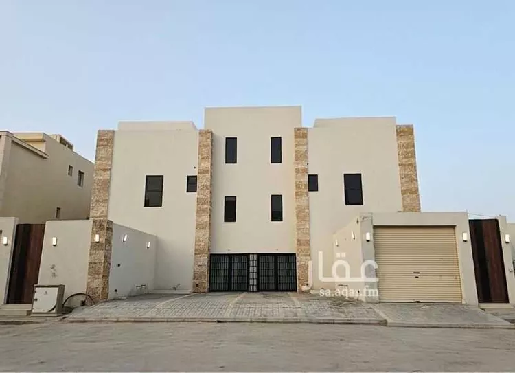 Floor for Sale in Riyadh Okaz 8