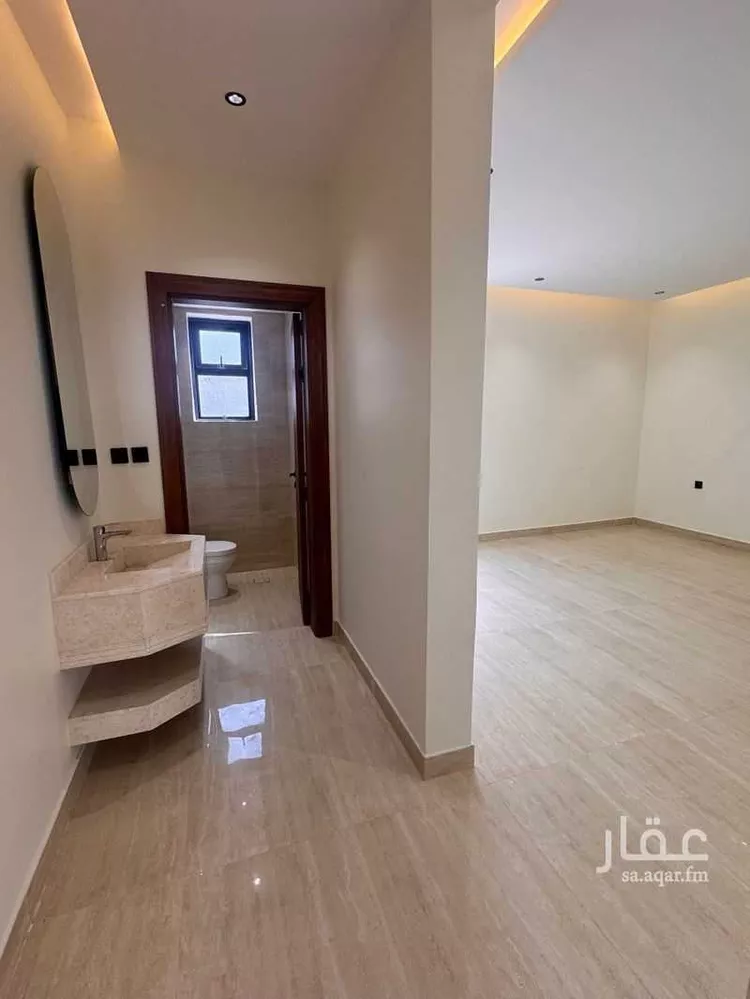 دور للبيع في شارع إبراهيم الهاشمي, حي عكاظ, مدينة الرياض, منطقة الرياض صورة 4