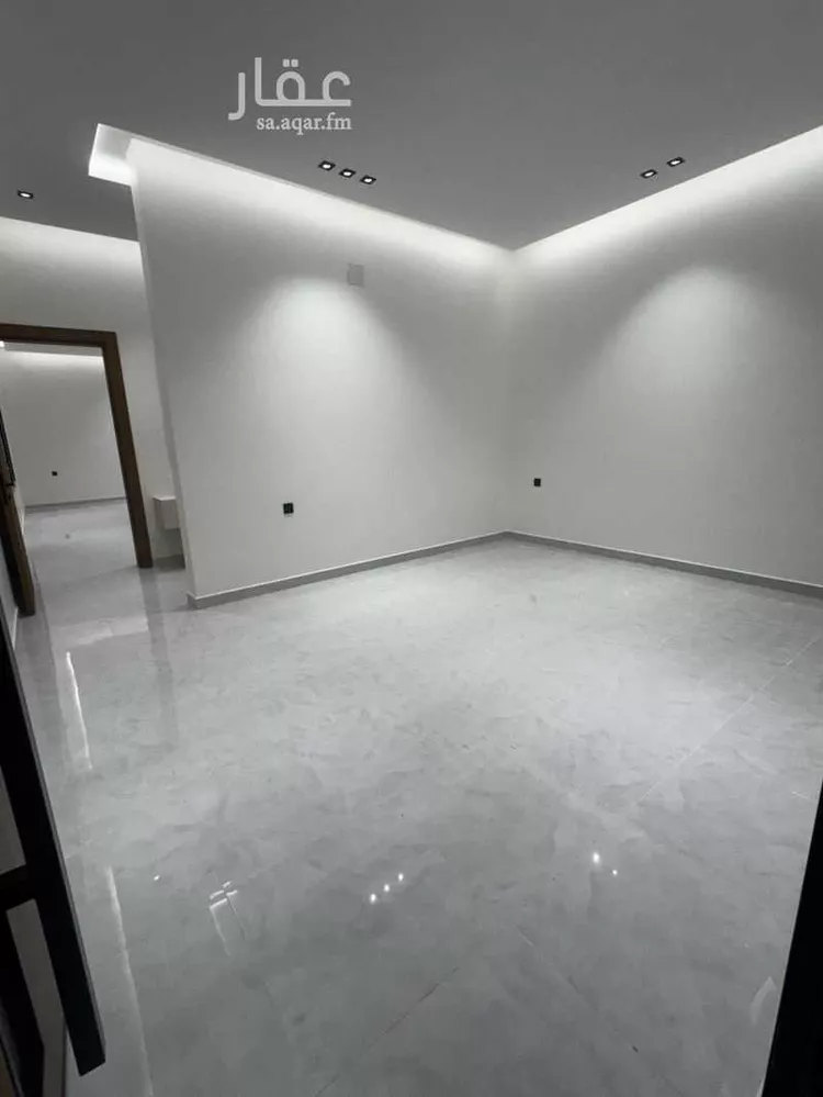 Floor for Sale in Riyadh Badr