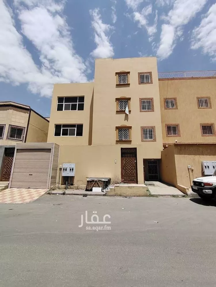 عمارة للبيع في شارع شرق دومه الجندل, حي الغدير, مدينة ابها, منطقة عسير صورة 3