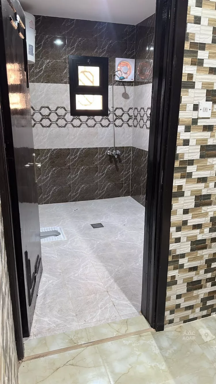 Floor for Rent in Riyadh Al Marwah 7