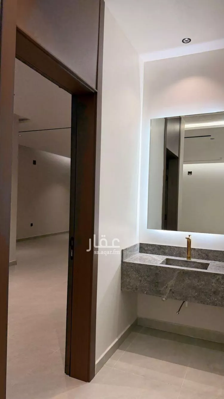 Floor for Sale in Riyadh As Suwaidi Al Gharabi 8