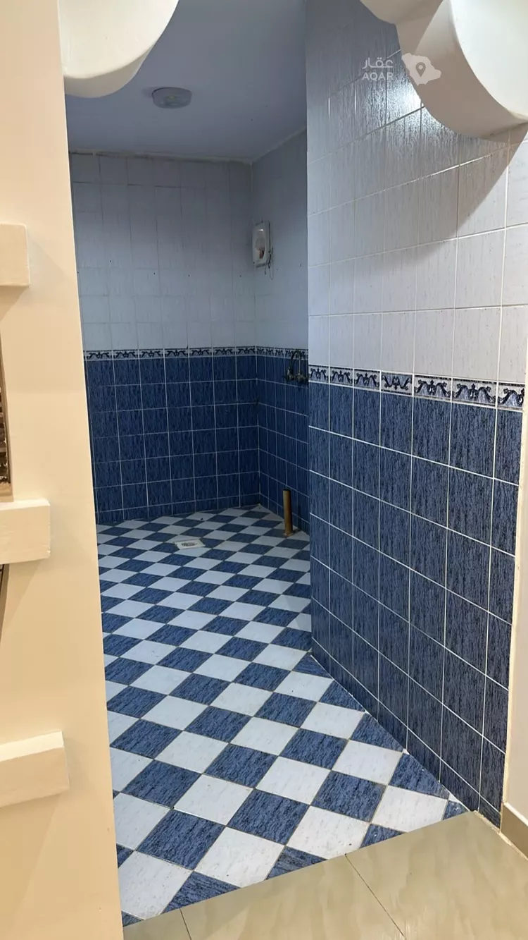 Floor for Rent in Riyadh Al Marwah 8