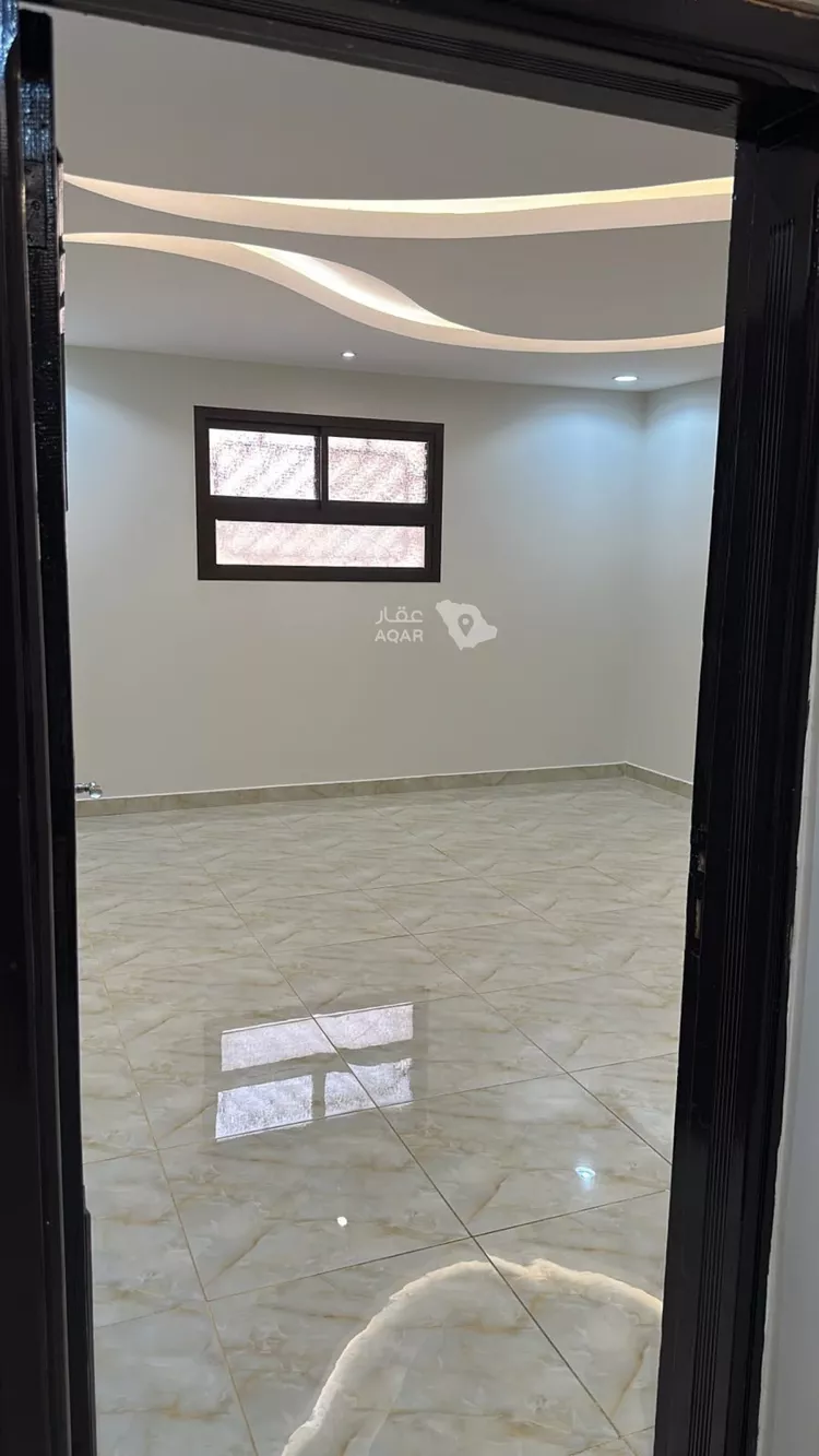 Floor for Rent in Riyadh Al Marwah 2