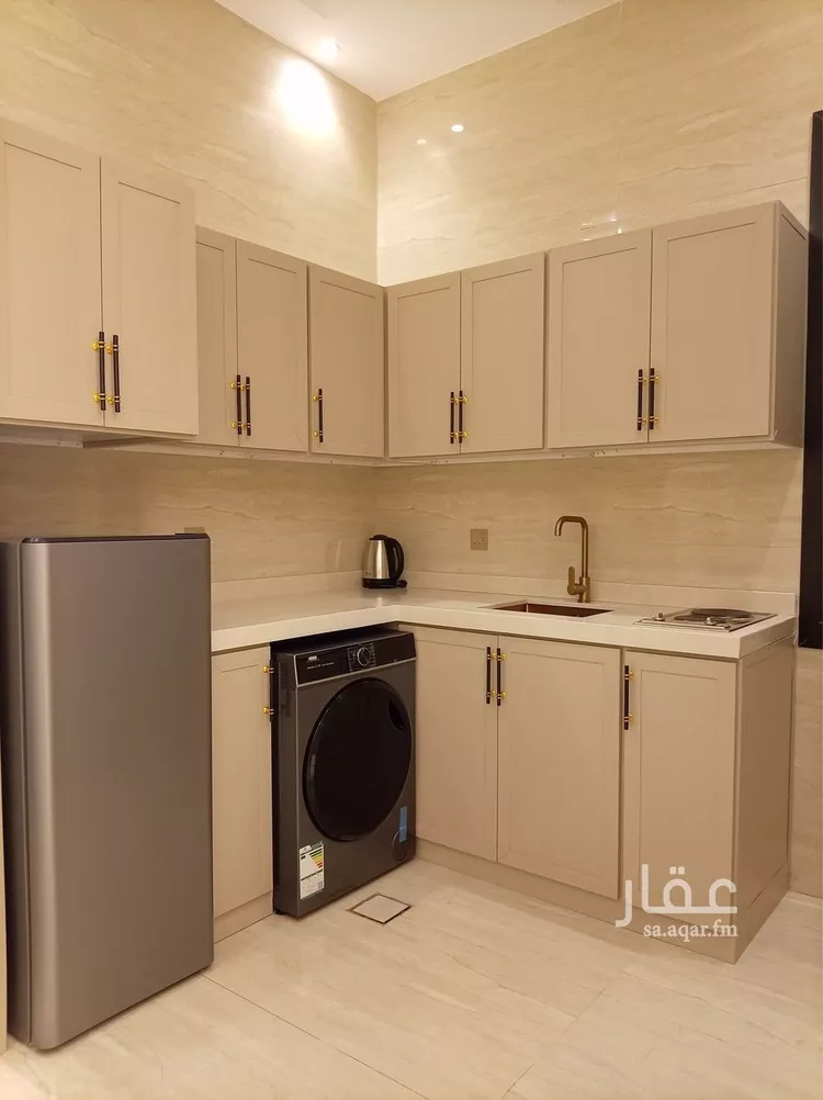 عمارة للبيع في شارع البساله, حي القادسية, مدينة الرياض, منطقة الرياض صورة 3