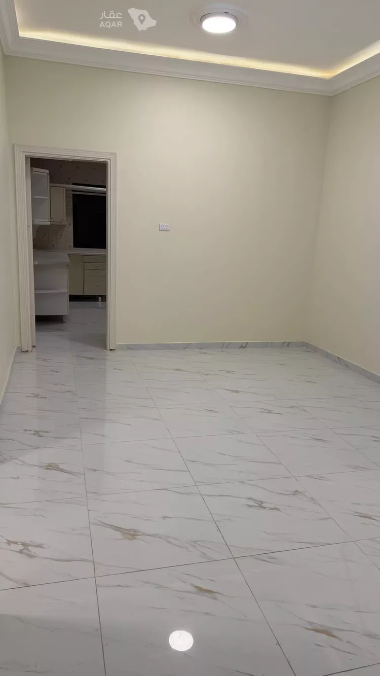شقة للإيجار في شارع الجامعي, حي القمرية, مدينة الطائف, منطقة مكة المكرمة صورة 4
