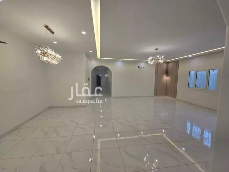 فيلا للإيجار في شارع شارع أوس بن الصامت, حي النزهة, مدينة رابغ, منطقة مكة المكرمة صورة 3