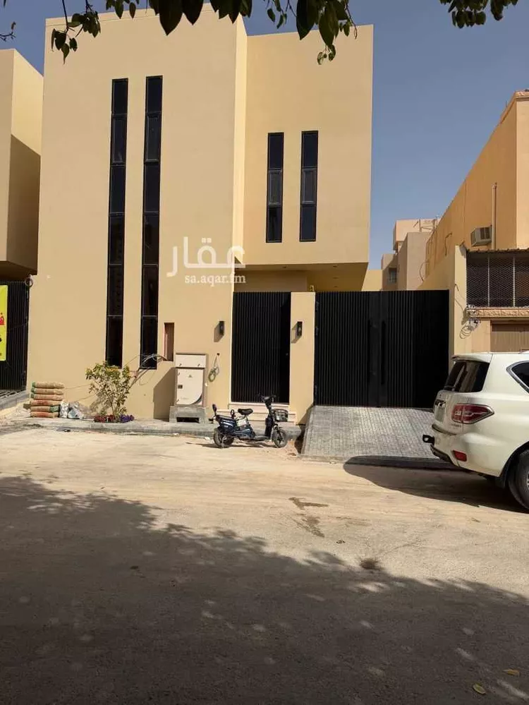 دور للبيع في شارع الامام احمد بن حنبل, حي ظهرة العودة شرق, مدينة الدرعية, منطقة الرياض