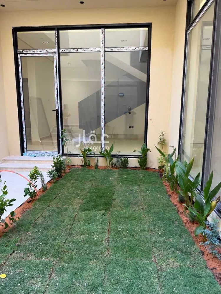 دور للبيع في شارع الامام احمد بن حنبل, حي ظهرة العودة شرق, مدينة الدرعية, منطقة الرياض صورة 3