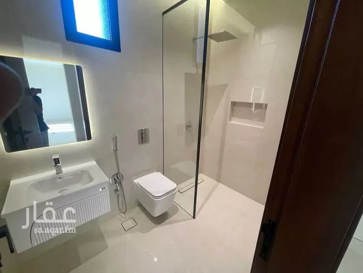 فيلا للبيع في شارع عثمان بن عمر, حي العارض, مدينة الرياض, منطقة الرياض صورة 5