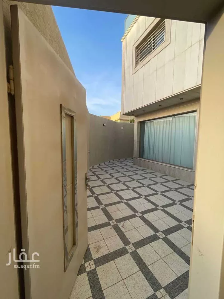 فيلا للإيجار في شارع حسان ابن كريب ابن المسرح, حي القويع, مدينة بريده, منطقة القصيم صورة 2