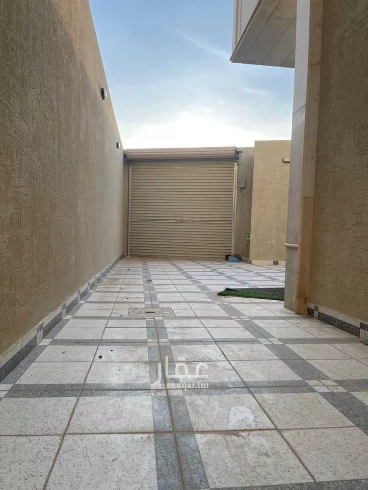 فيلا للإيجار في شارع حسان ابن كريب ابن المسرح, حي القويع, مدينة بريده, منطقة القصيم صورة 3