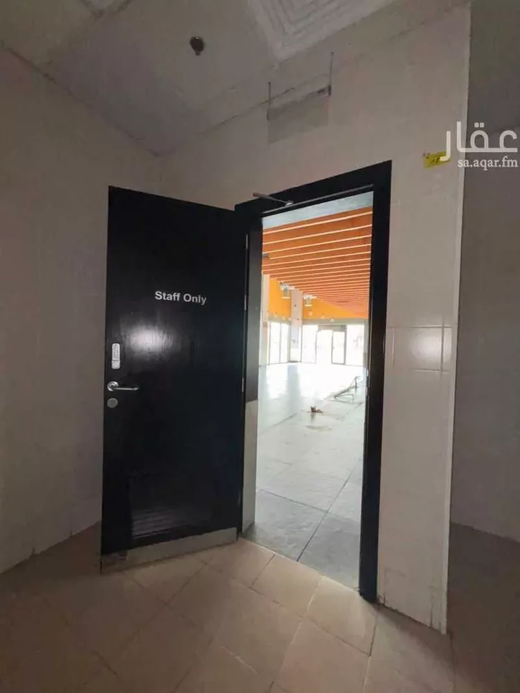 محل للإيجار في شارع طريق المدينة المنورة الفرعي, حي الحمراء, مدينة جدة, منطقة مكة المكرمة 10
