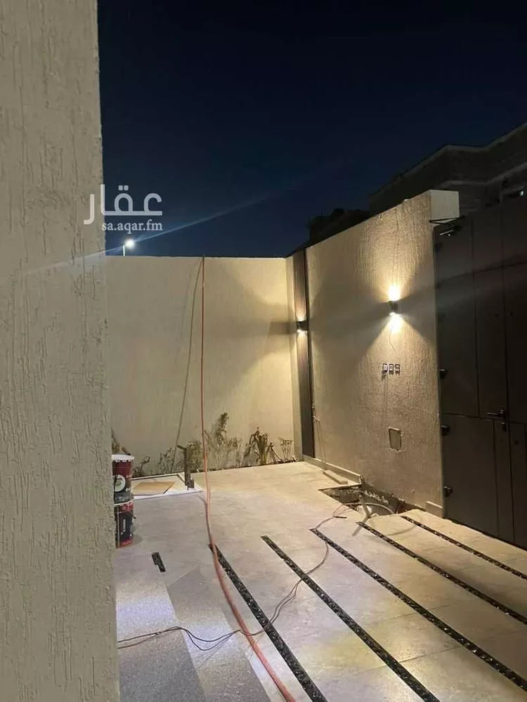 فيلا للبيع في شارع ابن فارس, حي الجلوية, مدينة الدمام, المنطقة الشرقية 9
