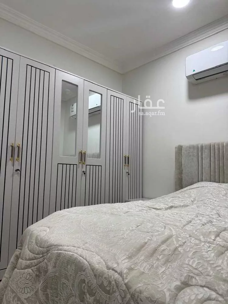 شقة للإيجار في شارع ابن الزبير, حي الزهور, مدينة الدمام, المنطقة الشرقية صورة 2