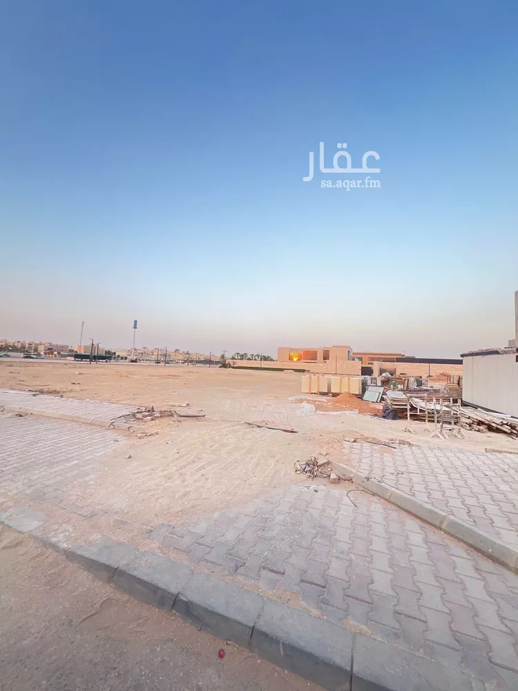 أرض للبيع في شارع أبي بكر القنائي, حي عرقة, مدينة الرياض, منطقة الرياض 7