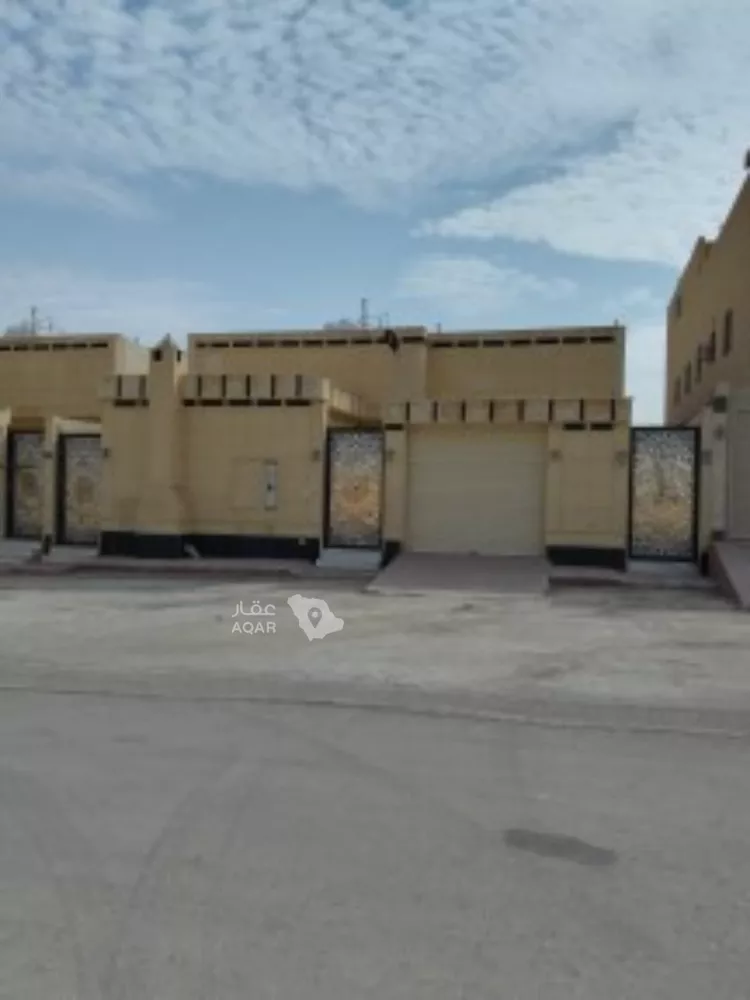 Villa for Sale in Riyadh Al Mahdiyah
