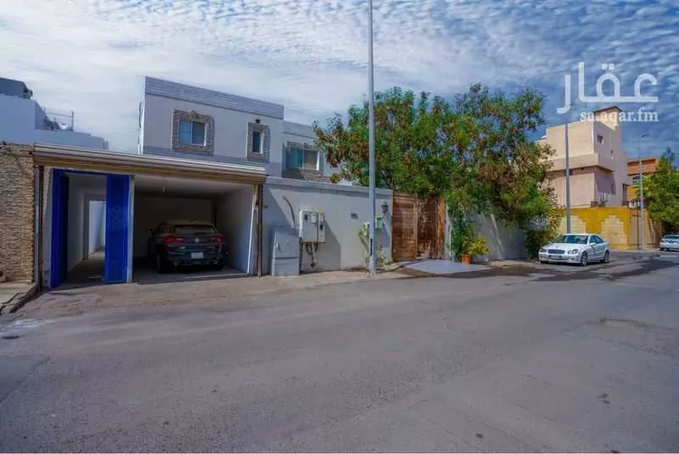 فيلا للبيع في شارع حسان بن ابي سنان, حي الشاطئ, مدينة جدة, منطقة مكة المكرمة