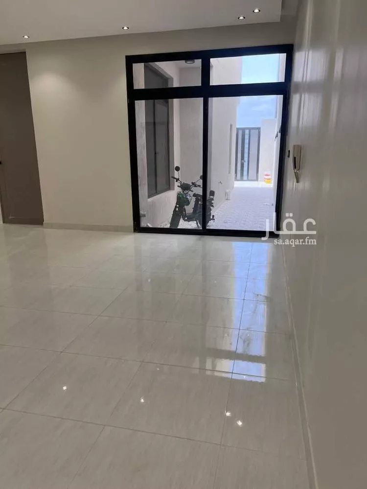 فيلا للبيع في شارع القرص, حي العقيق, مدينة الخبر, المنطقة الشرقية 16