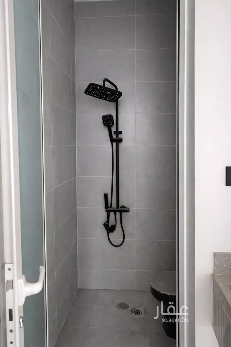 شقة للبيع في شارع القيصومة, حي الحمراء, مدينة الخبر, المنطقة الشرقية صورة 5