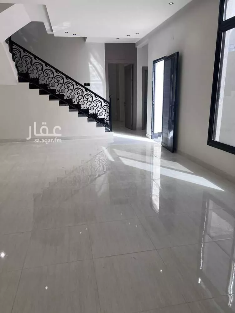 فيلا للبيع في شارع القرص, حي العقيق, مدينة الخبر, المنطقة الشرقية 13