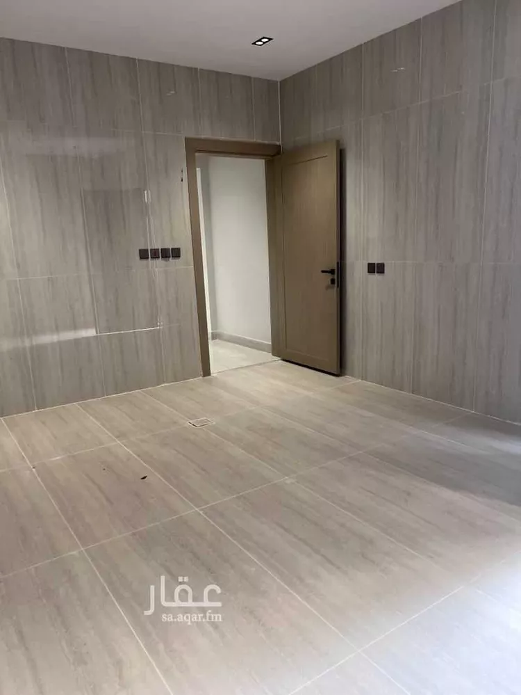 فيلا للبيع في شارع القرص, حي العقيق, مدينة الخبر, المنطقة الشرقية 16