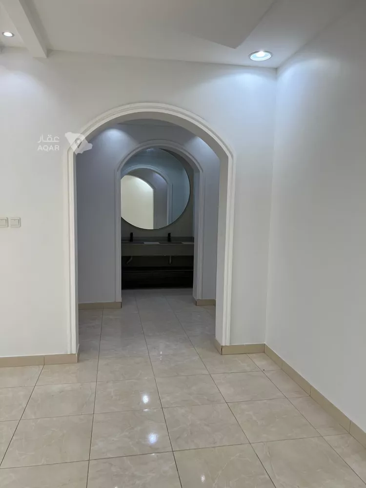 فيلا للبيع في شارع 35ب, حي الشراع, مدينة الخبر, المنطقة الشرقية 8