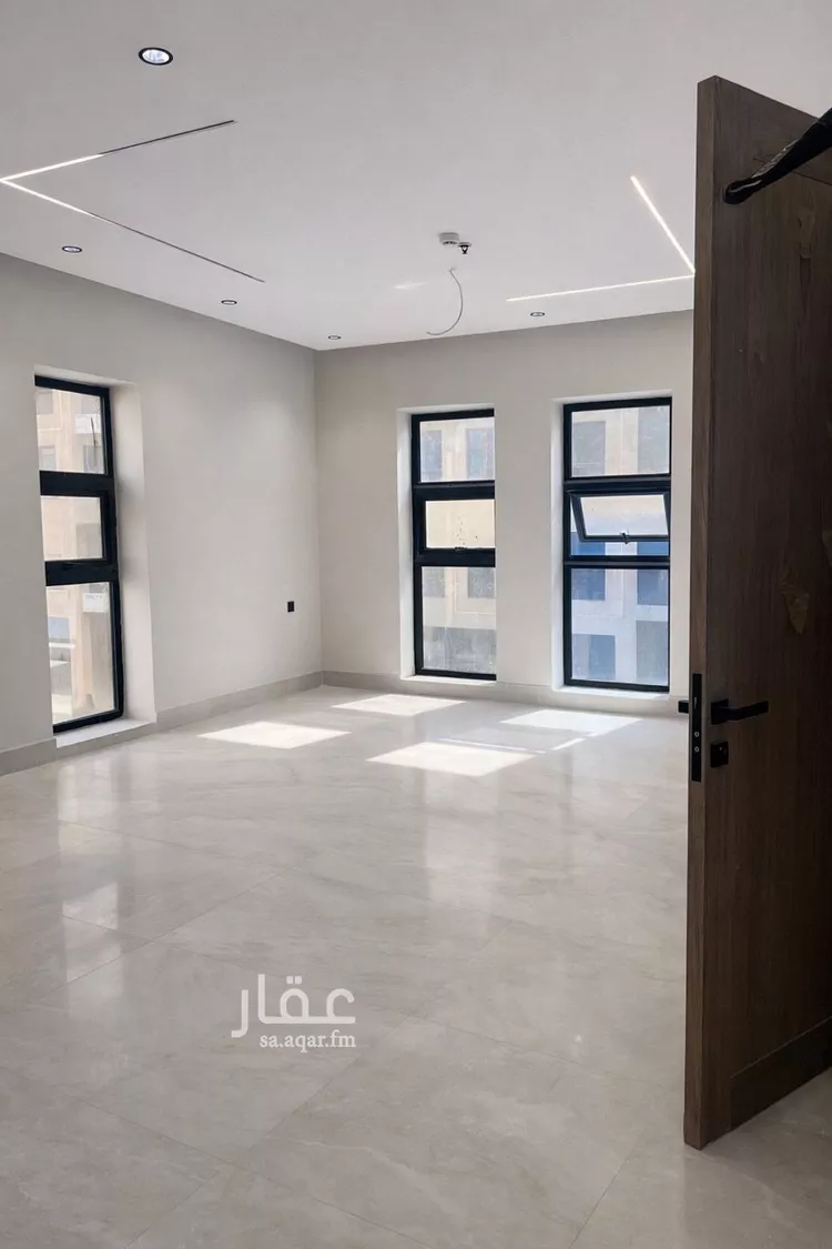 شقة للبيع في شارع القيصومة, حي الحمراء, مدينة الخبر, المنطقة الشرقية