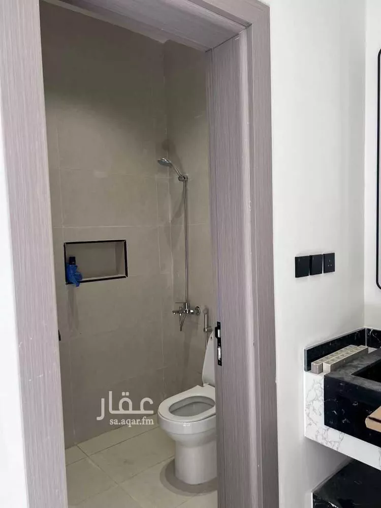فيلا للبيع في شارع القرص, حي العقيق, مدينة الخبر, المنطقة الشرقية 14