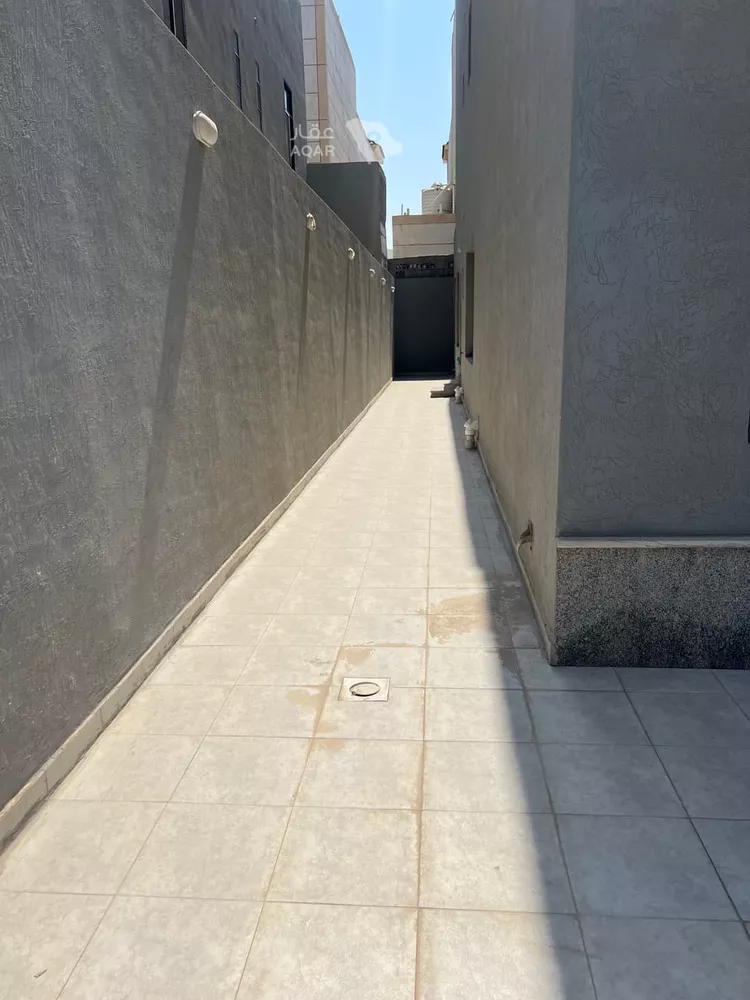 فيلا للبيع في شارع 25أ, حي العقيق, مدينة الخبر, المنطقة الشرقية 2