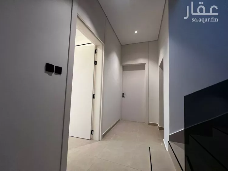 دور للبيع في شارع أبي محمد بن الزوال, حي العارض, مدينة الرياض, منطقة الرياض صورة 4