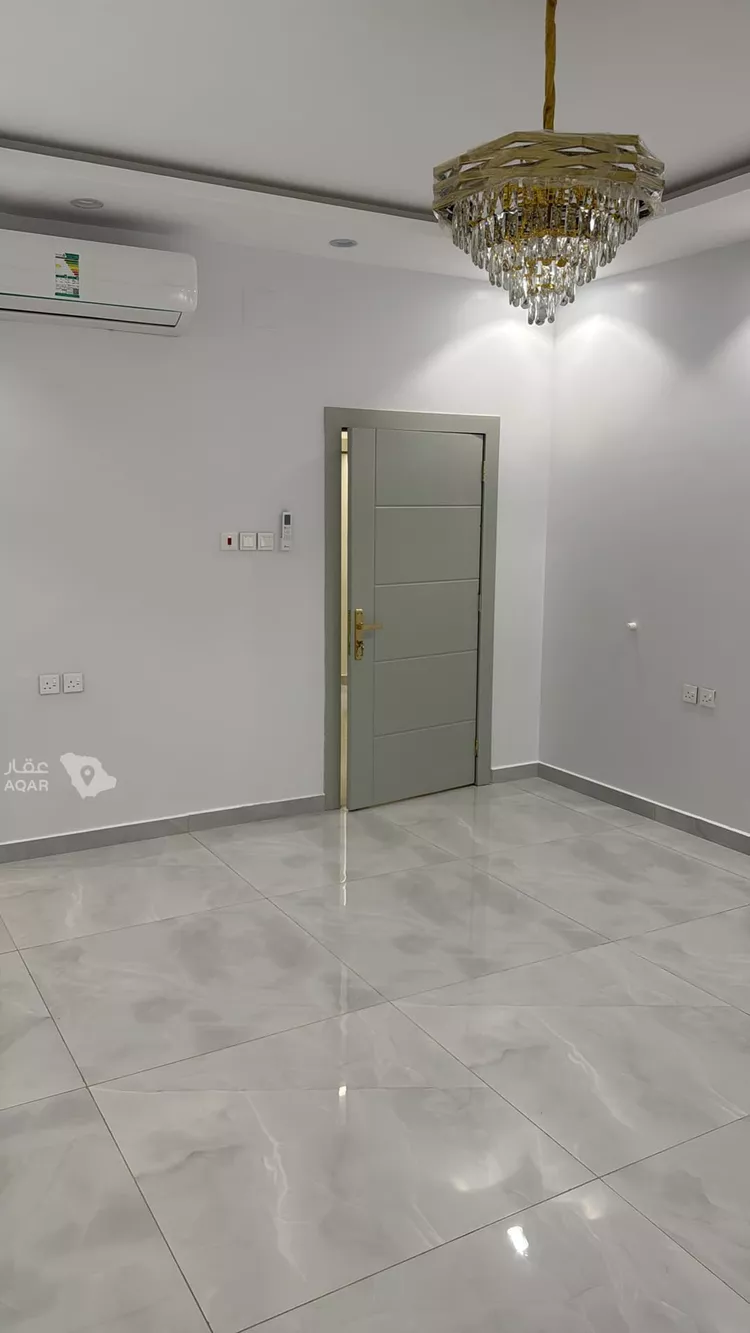 Floor for Rent in Riyadh Al Masif 10