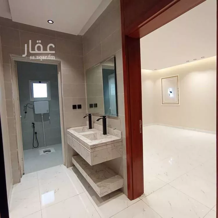 شقة للبيع في شارع الحجرة, حي الرحاب 1, مدينة جازان, منطقة جازان صورة 3