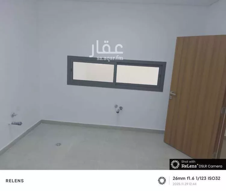 فيلا للإيجار في شارع عمر بن جميع ، حي مطار الملك خالد الدولي ، الرياض ، منطقة الرياض صورة 5